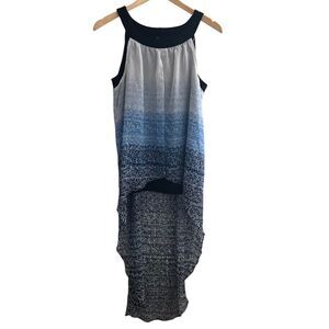 😊 3/$30 Cato’s High Low Top Sz Medium